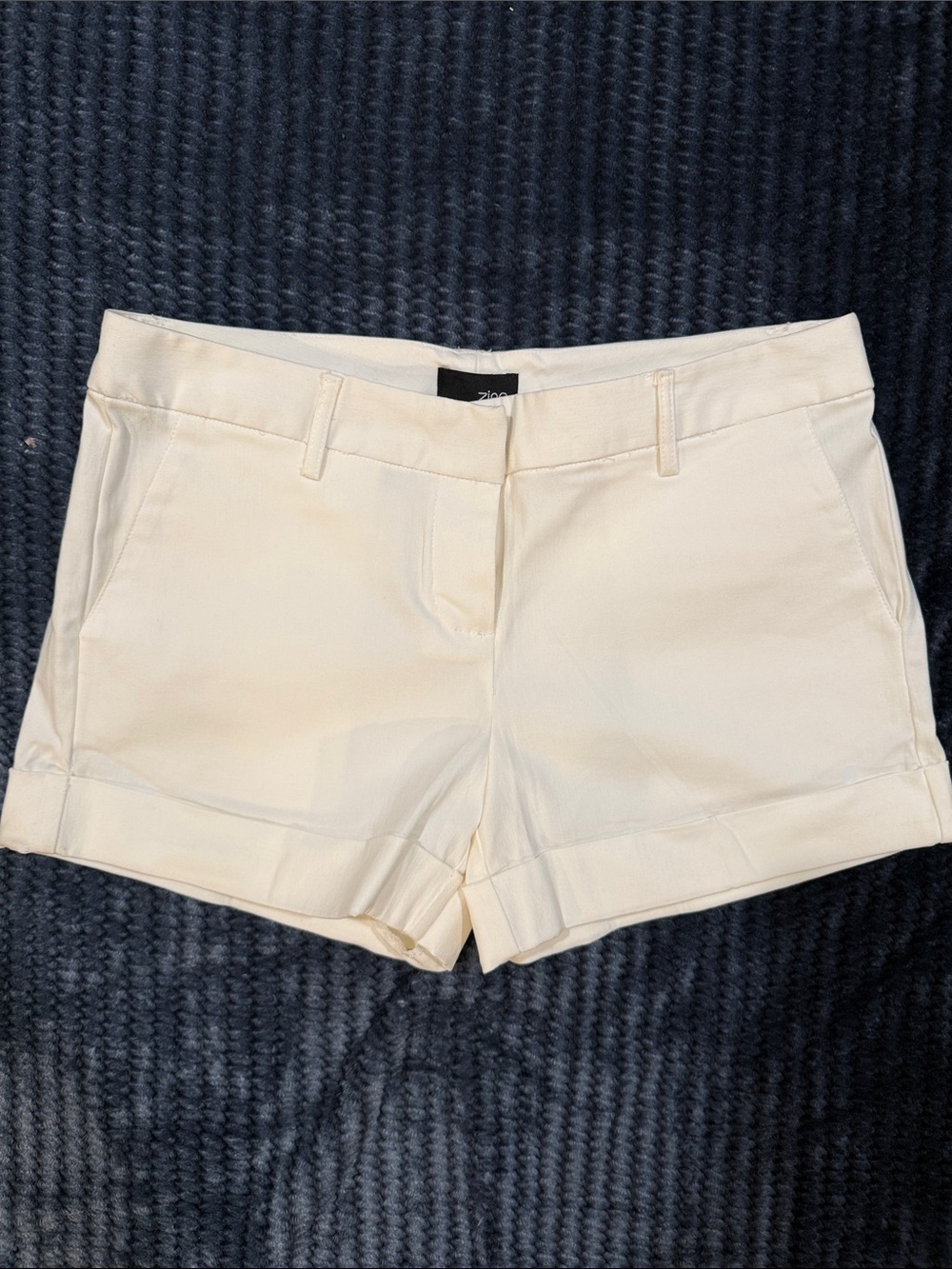 zinc Cream Tailored Cuffed Women's Shorts